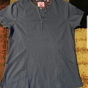 Never won greys anatomy scrubs size Medium